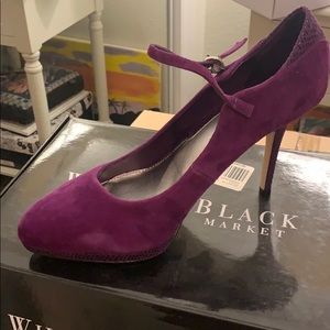 White House Black Market Shoes Sz. 9